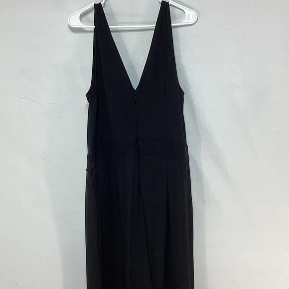 NWT Size 2 Torrid Black V-Neck Sleeveless Jumpsuit - Picture 5 of 11